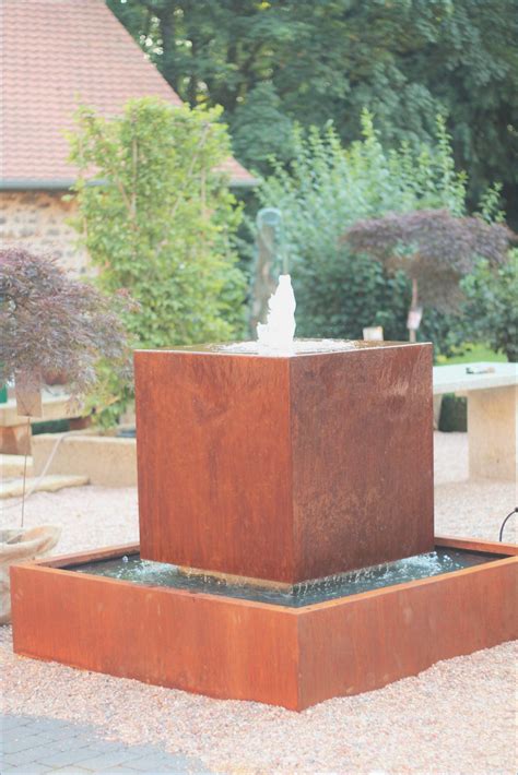 Das betonit stabilisiert die bohrlochwand. Gartenbrunnen Selber Bauen Selbst Gebaut Loveer Garten For ...