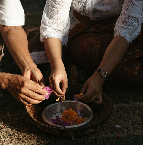 5 Makna Sarana Upacara Dalam Hindu Beserta Fungsinya