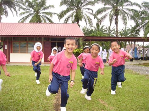 Permainan ini masih lagi dimainkan hingga ke hari ini. Maslinah Misdi: Permainan Tradisional