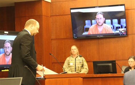 Defendant represents himself as grooming, child sex abuse case proceeds