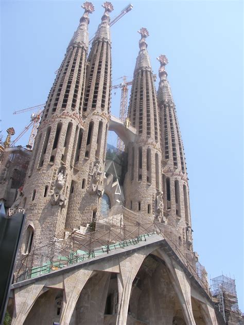 Construction of the basilica, which was closed in 1417 with a simple wall; Barcelona and the 200 year church that's still unfinished ...