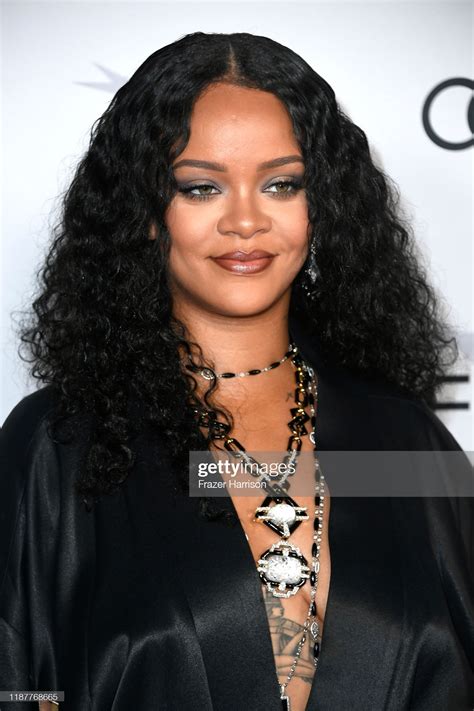 Rihanna Biography Net Worth Age Real Name Daughter And Songs Abtc