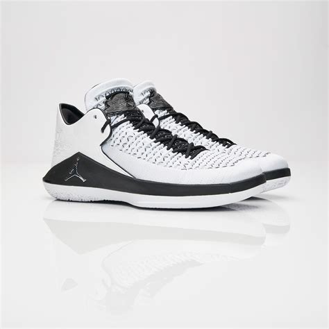 Jordan Brand Air Jordan XXXII Low Aa SNS Sneakers Streetwear Online Since