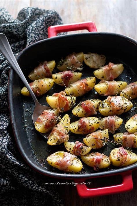 Verza e patate al forno è un appagante contorno di verdure di stagione dalla ricetta facile. Patate al forno con pancetta , la Ricetta veloce e golosa ...