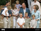 (Fila centrale L-R) Principe Felipe di Spagna, sua figlia Principessa ...