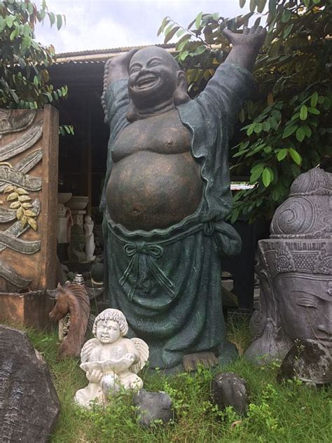 Relaxdays xl buddha figur sitzend, 50 cm hoch, feng shui, outdoor, garten dekofigur, große zen buddha statue, hellgrau. Pin auf Buddha Figur | Buddha Stein Statuen für den Garten