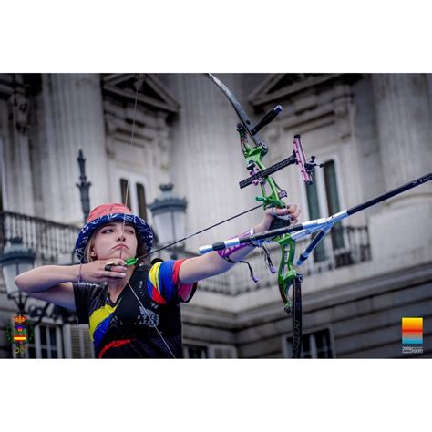 Desde que valentina acosta consiguió en 2019 el título mundial juvenil del tiro con arco recurvo en madrid, españa, su fama se. 最美「神射手」!受《飢餓遊戲》啟發終奪「世界冠軍」 一拉弓…網全陷入熱戀!