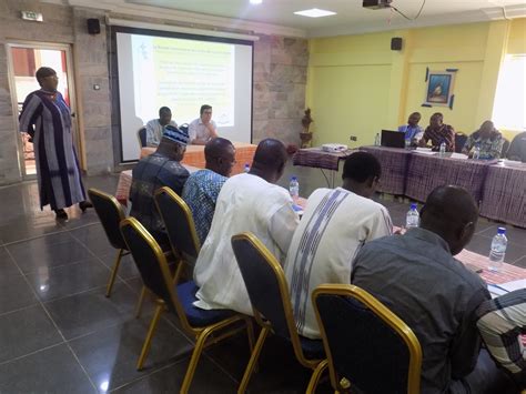 Burkina Faso A Workshop To Train Social Workers On Childrens Rights