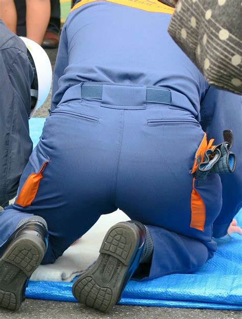 美味しそうなお尻…撫で回したいな～♪ 消防士 男性警察官 ぽっちゃり男性