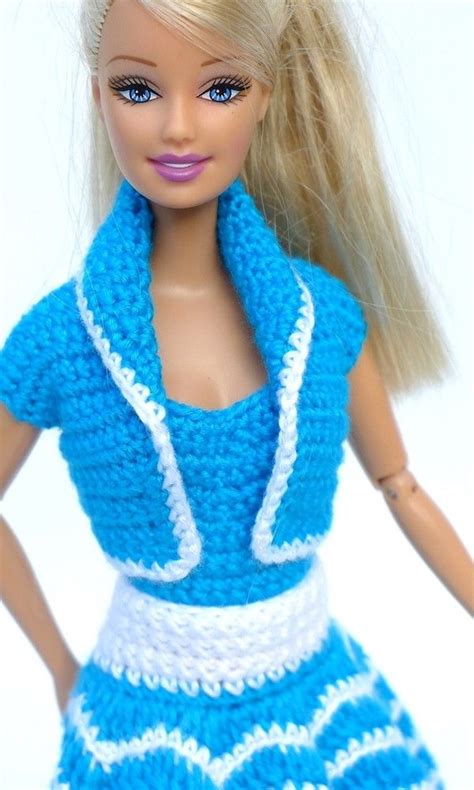 Modepuppen modische kleider barbie kleid puppenkleider vintage barbie kleidung barbie puppen barbie kleider nähen schnittmuster kostenlos hochzeitskleid • 9 мая 2018 г. Häkelanleitungen: Puppenkleidung 3-teiliges Sommer-Set | Puppenkleidung, Puppenkleidung häkeln ...