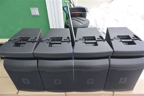 Black Line Array Speakers Jbl Vrx 900 Series At Best Price In Delvada