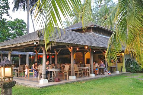 Banyak makanan menarik yang boleh anda dapati di pasar malam langkawi. Tempat - Tempat Menarik: Restoran Dan Makanan Menarik Di ...