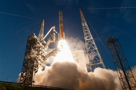 Titusville Rocket Launch Viewing | VisitSpaceCoast.com