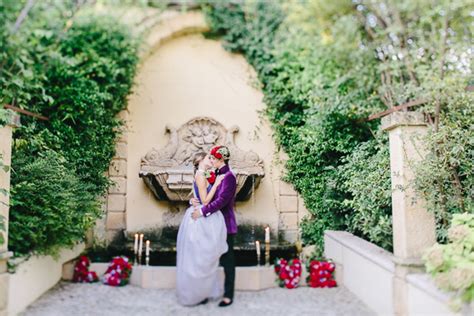 The wedding ring was placed on the right hand up until the wedding when the groom then switches it onto the. Modern Romeo & Juliet wedding inspiration - 100 Layer Cake