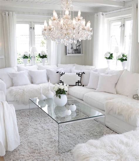 Pin By Latricia Bates On Home Decor In 2020 Glam Living Room White