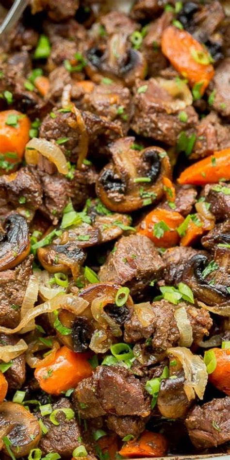 See recipes for sensational chuck steak with asparagus, onions & garlic💕 too. A simple and delicious roast beef with mushrooms and onions. Cubed Beef Chuck Roast with Sauteed ...
