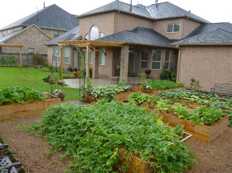 Your backyard landscaping an important part of the comfort of your yard. Houston Landscaping Ideas 4 from Pictures of Our Work