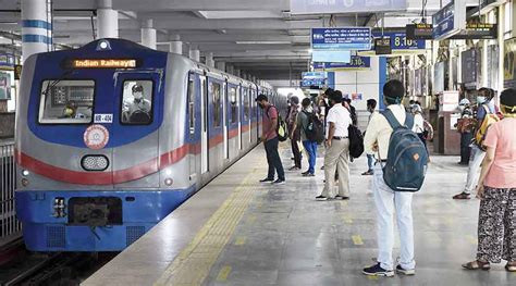 kolkata metro metro to run early service on sunday to facilitate wbcs examinees telegraph india