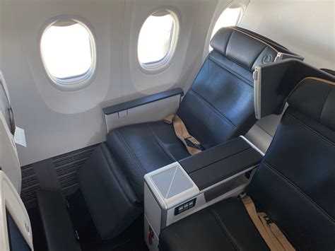 Review Turkish Airlines 737 MAX Business Class IST CPH One Mile At