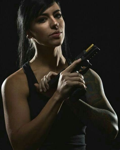 Alex Zedra Model And Shooter 💜💗💟💖💚💙💛 Alex Zedra Girl Guns Military Girl