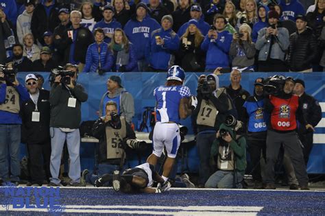 Lynn Bowden Jr. Named Finalist For Paul Hornung Award
