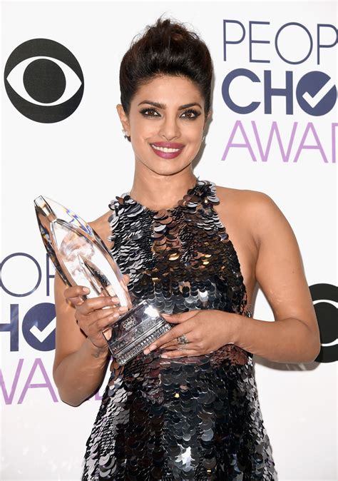 Priyanka Chopra 2016 Peoples Choice Awards In Microsoft Theater In Los Angeles