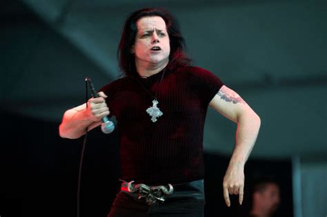 Danzig Goes After Photographer At Bonnaroo Videos