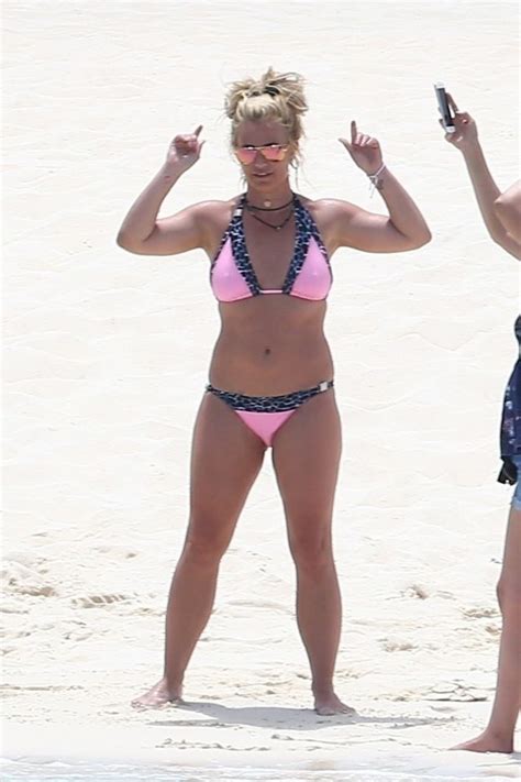 Britney Spears Sexy Bikini Jun 23 2019 35 Pics The Fappening