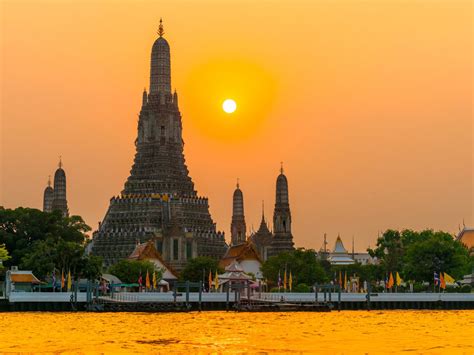 Bangkok Temple Of Dawn
