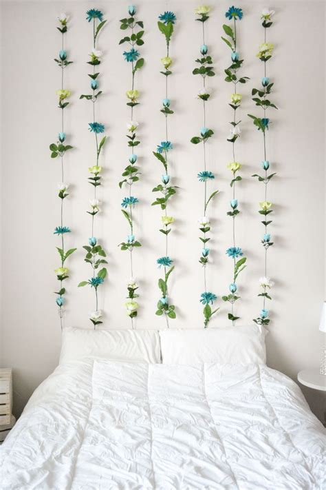 The most common diy wall decal material is plastic. 34 Cheap DIY Wall Decor Ideas - DIY Projects for Teens