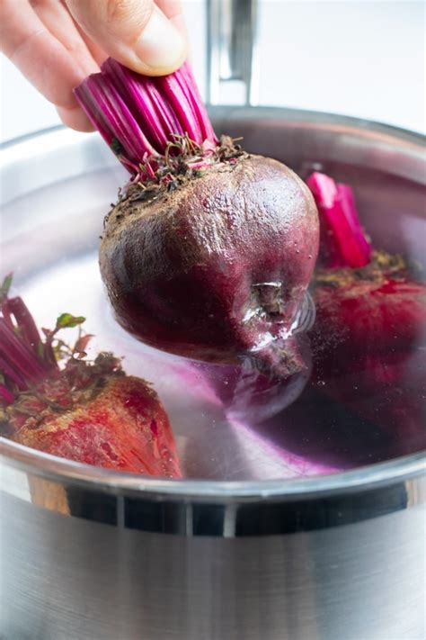 How To Boil Beets Easy To Peel Evolving Table