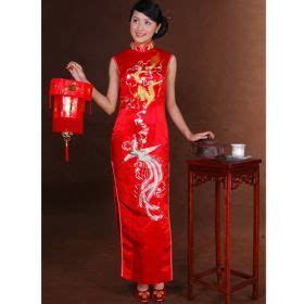 Sama seperti pakaian tradisional melayu juga, pakaian tradisional cina tidak lapuk ditelan zaman dan masih kekal diwarisi sehingga ke hari ini. BLOG SUMBER GURU PENDIDIKAN SIVIK DAN KEWARGANEGARAAN ...