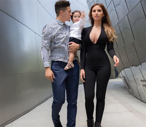 Both deji and anesongib are back in action on the undercard against vinnie hacker and taylor holder respectively. Austin McBroom Wiki, Height, Age, Wife, Net Worth, Kids ...