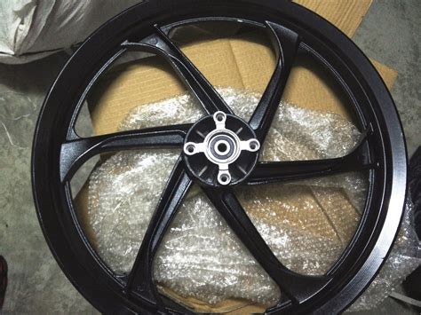 Meski byson sebagai model sport termurah yamaha dan kini sedang terseok, tidak akan punya adik yang secara langsung bersaing dengan. X1R SPORT RIM YAMAHA 125Z FOR YAMAHA LC135 / JUPITER MX / SNIPER / EXCITER ~ PALEX MOTOR PARTS ...