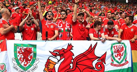 See more ideas about wales football, wales football team, football. Delirious Wales fans celebrate perfect start to Euro 2016 ...