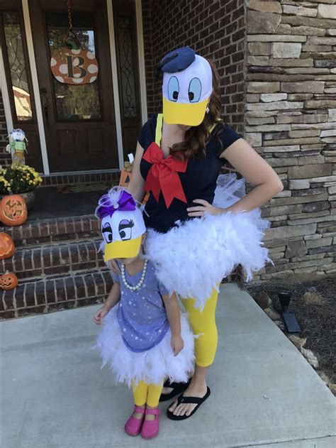 Diy Daisy Duck And Donald Duck Costumes Duck Costumes Daisy Duck