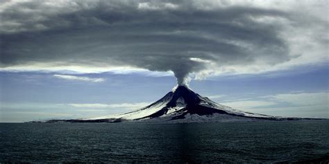 The Biggest Volcanic Eruptions Ranked Roughmaps Where Real