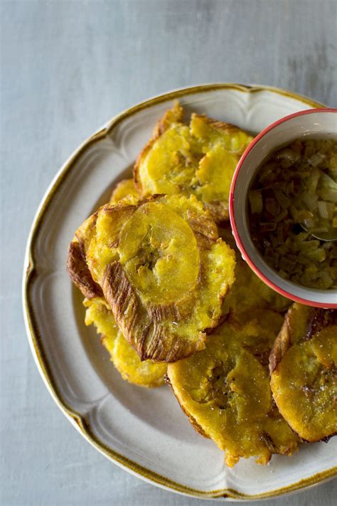 Cuban Tostones With Mojo Sauce Recipe Cooks Hideout