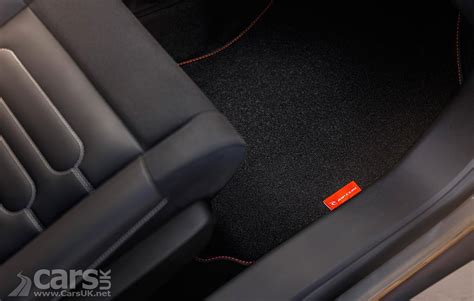 The citroen c4 cactus rip curl. Citroen C4 Cactus Rip Curl Photos | Cars UK