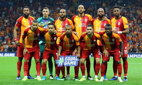 Galatasaray, devlet olmasa iflas etmişti. Galatasaray Şampiyonlar Ligi A Grubu puan durumu ...