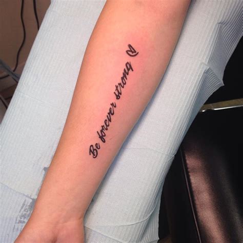 Tatuaje Frase Be Forever Strong Tatuajes Para Mujeres