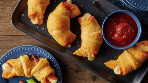 Pepperoni Pizza Crescent Rolls Recipe