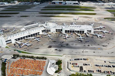 Part Of Miami Airport Is Closing Due To Government Shutdown