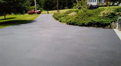 A driveway sealer protects your driveway from wear and tear caused by vehicles and the natural outdoor elements that lead to cracking and chipping. Professional Driveway Sealers in 2020 | Driveway sealer ...