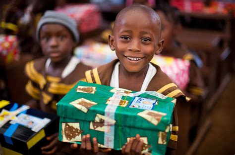 Aig Sending 309 Operation Christmas Child Boxes Answers In Genesis