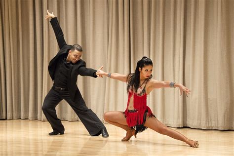 Performance Baila Salsa Dance Company Albright Knox