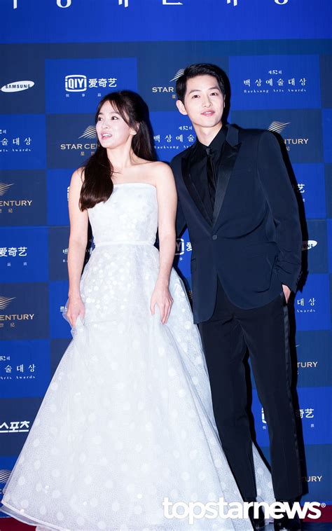 Shortly after the shocking announcement of song joong ki and song hye kyo's divorce, chinese media outlets were quick to speculate that the split was due to the fact that the korean stars were unfaithful. 160603 Song Joong Ki and Song Hye Kyo at JTBC 52nd ...