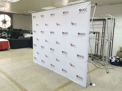 Pop Up Display For Trade Shows Or Step And Repeat Backdrops