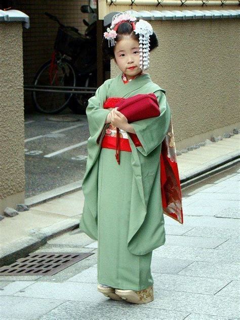 Little Geisha Good Idea Pinterest Kimono Japan Japanese Kimono