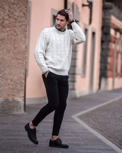 5 Sweater Outfits For Men How To Look Good In Sweaters Roupas